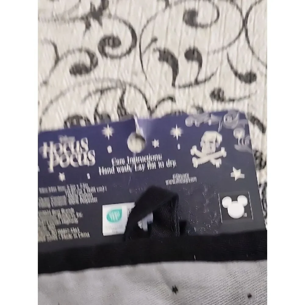 Disney Hocus Pocus Mini Silicone Mitts - Gray & Black